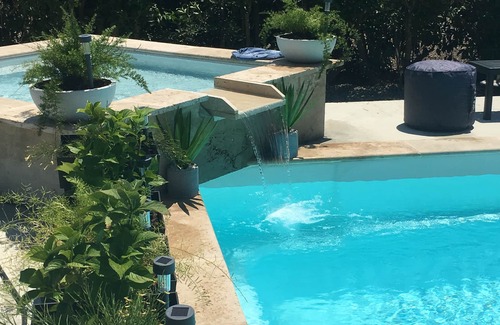 Aleria House | AIR-CONDITIONED VILLA WITH HEATED POOL AND HOT TUB