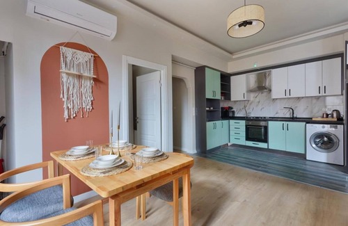 Asmali Mescit Condo | Air-conditioned, WiFi, 1 bedroom and 1 living room apartment in Galata.
