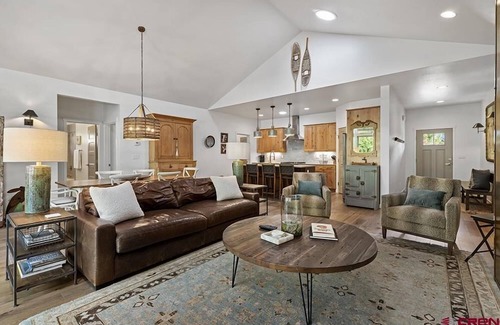 Hermosa House | Air-Conditioning, Hot Tub, Fire Pit, Fenced Yard!