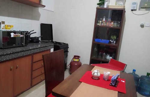 Tangana Apartment | Air-conditioning, Self-Catering, Free Parking, Wi-Fi, Comfy & Ideal for Work!