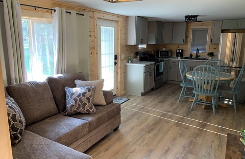 St. Helen House | Air conditioning, very clean, cozy and comfortable house. Has amenities.