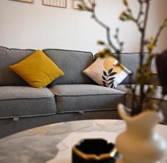 Motor City Apartment | Air Homes - Stylish Urban Living in a Modern 1BR