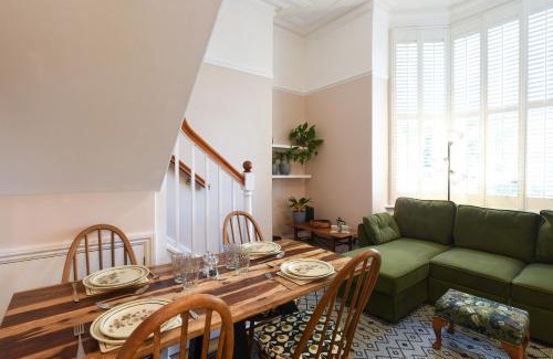 Southsea House | Air Maison - Parkview Oasis - Short Walk to Seafront