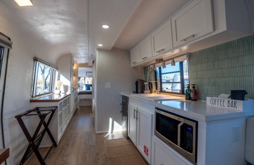 Prescott House | Air Village Creekside Unit #5
