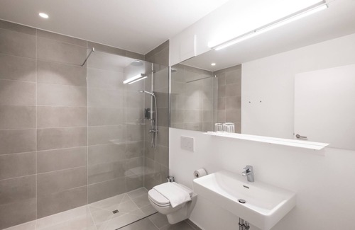 Kalsdorf bei Graz Hotel | Airbase Hotel