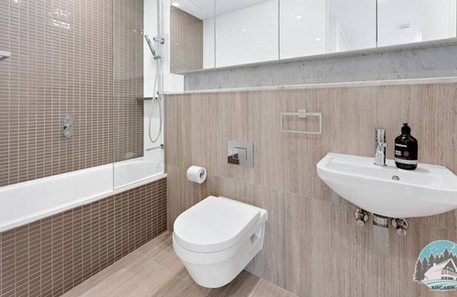 Beecroft Apartment | Aircabin | Beecroft | Homely Spacious | 2 Beds Apt