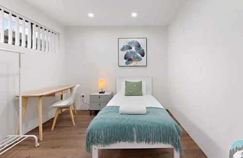 Kingswood House | Aircabin - Kingswood - Sydney - 3 Beds Townhouse