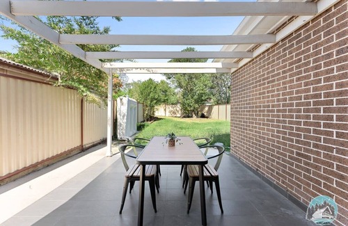 Panania House | Aircabin - Panania - Sydney - Cozy - 5 Beds House