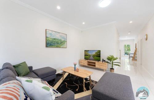 Panania House | Aircabin - Panania - Sydney - Cozy - 5 Beds House