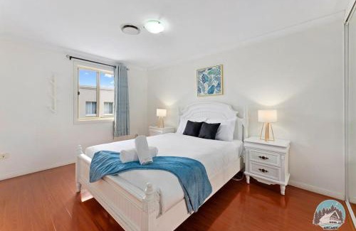 Seven Hills House | Aircabin - Seven Hills - Lovely - 3 Beds Townhouse