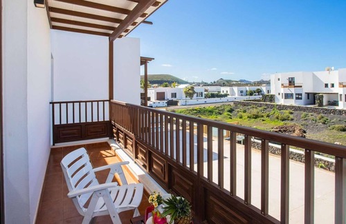 Tinajo Villa | Aircon, Wi-Fi, Smart TV, Private pool