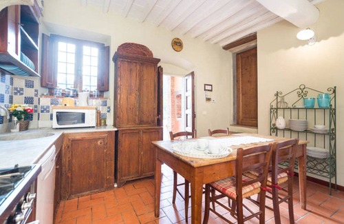 Lastra a Signa Villa | Airconditioned Villa with Private Pool near Florence , local town & transport