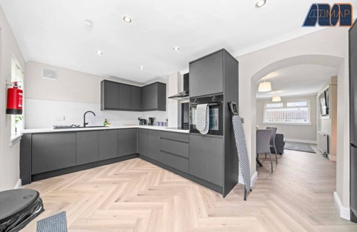Airdrie House | Airdrie 2 bed 3 bathrooms