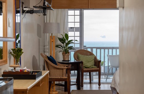 Van Dyks Bay House | Aire del Mar Guest House