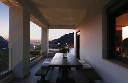 Vrachasi Villa | Aires Villa