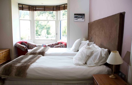 Strathyre Bed & Breakfast | Airlie House Self-Catering