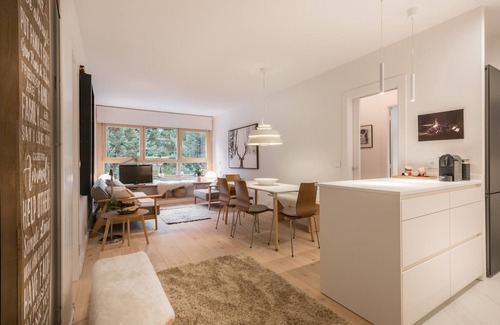 Baqueira Apartment | Airoto by Totiaran