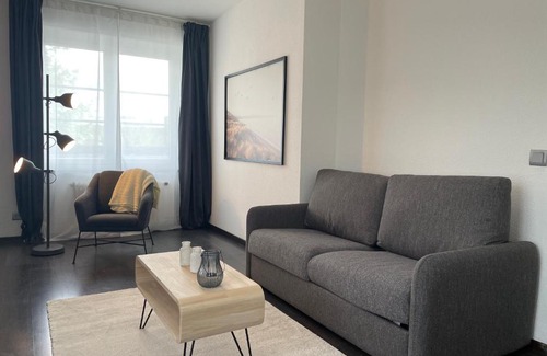 Langenhorn Apartment | Airport Apartments for 4 - Kitchen - Parking with eCharging