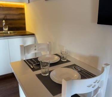 Karuc Apartment | Airport apartments Jelena