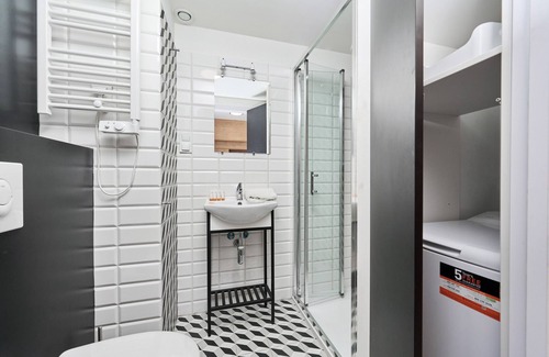 Fabryczna Apartment | Airport Apartments Zarembowicza | Airconditioning, mezzanine