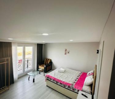Arnavutkoy Hotel | Airport Black Sea Hotel & Restaurant