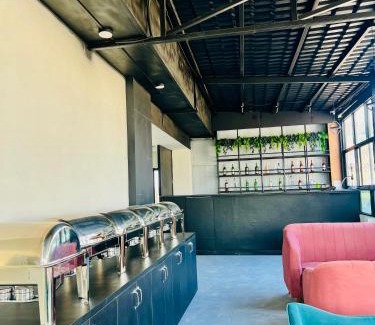 Sinamangal Hotel | Airport Budget Hotel