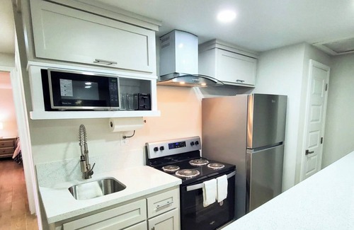 Brownsville Apartment | Airport Bunker #1 - Wonderfully Cozy 2BD/1BA