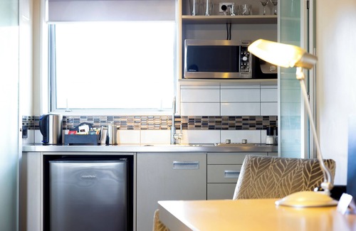Burnside Hotel | Airport Gateway Motor Lodge