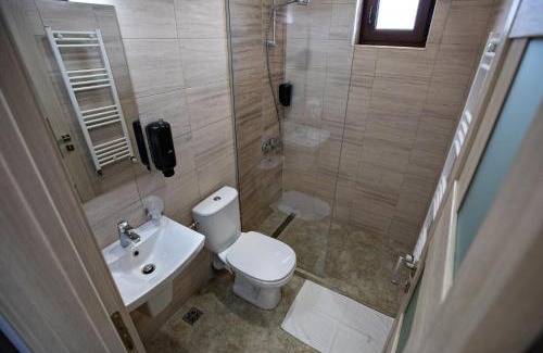 Balotesti House | Airport House