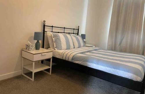 Speke Apartment | Airport house , Speke