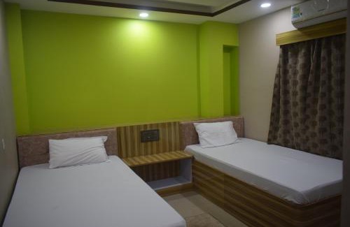 Bagdogra Cabin | Airport Lodge