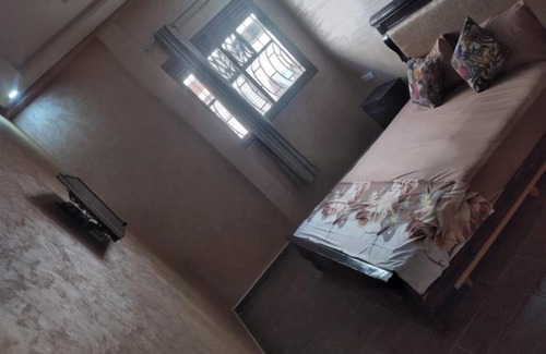 Deroua House | Airport M V chambre stay