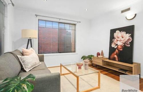Keilor Downs House | Airport Proximity 5BR Haven