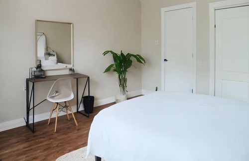 Jefferson Park Apartment | Airport Proximity Paradise: 2BR Spacious Apartment