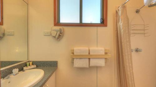 Attwood Resort | Airport Tourist Village Melbourne