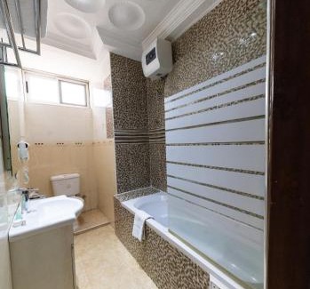 Dzorwulu Hotel | Airport West Hotel