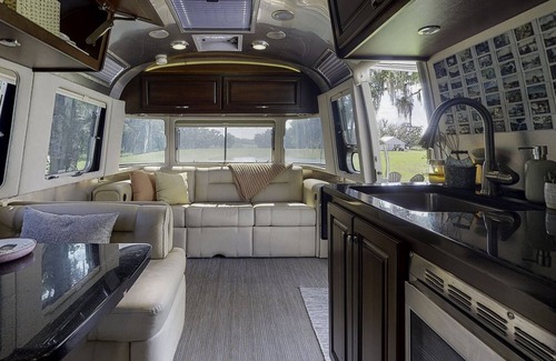 Seffner House | Airstream on a Farm