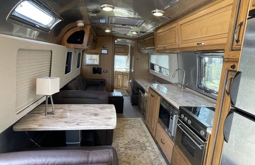 Thompson's Station House | Airstream RV - Close to Nashville, yet tucked away from the bustle