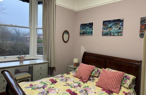 Sefton Park Apartment | Airy Apartment Sefton Park