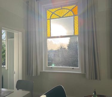 Sefton Park Apartment | Airy Apartment Sefton Park