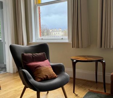 Sefton Park Apartment | Airy Apartment Sefton Park