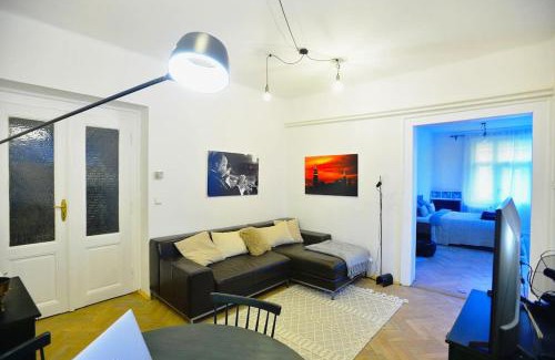 Prague 6 Apartment | Airy & Bright Flat in Dejvice by Prague Castle
