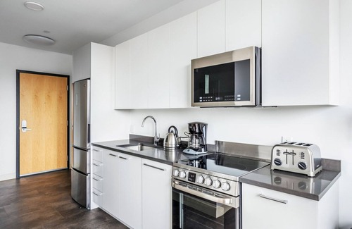 Central Square Apartment | Airy Central Square Studio w/Doorman, near Charles River, by Blueground