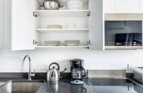 Central Square Apartment | Airy Central Square Studio w/Doorman, near Charles River, by Blueground