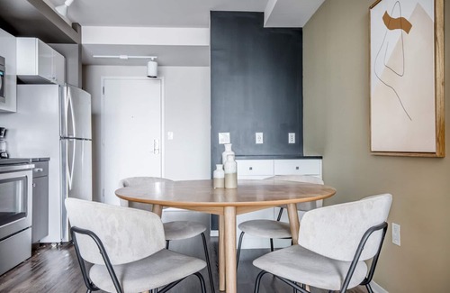 Theatre District Apartment | Airy Chinatown/Theater District 2BR w/Gym & W/D, nr T, by Blueground