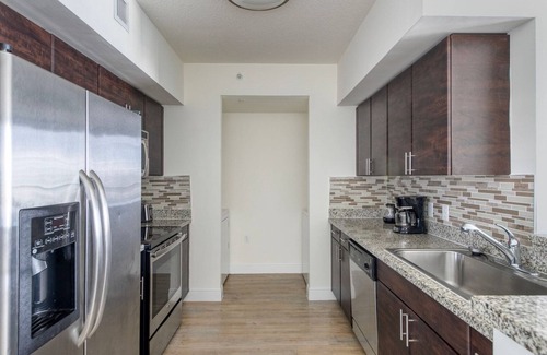 West Little Havana Apartment | Airy Coral Gables 2BR w/Gym, Pool, W/D, nr shopping, by Blueground