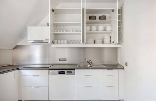 Heiligenstadt Apartment | Airy Döbling 3BR w/Balcony & Elevator, nr Restaurants, by Blueground