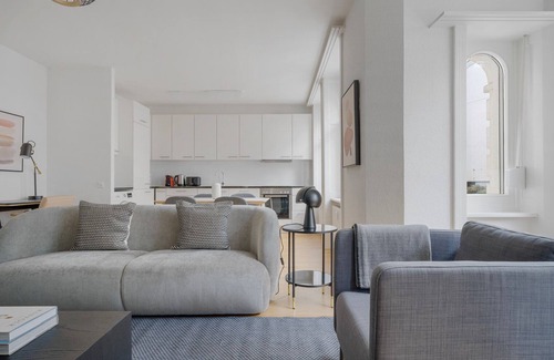 Gundeldingen Apartment | Airy Gundelingen 3.5 Room w/W/D & Storage, 8 min to Main, by Blueground