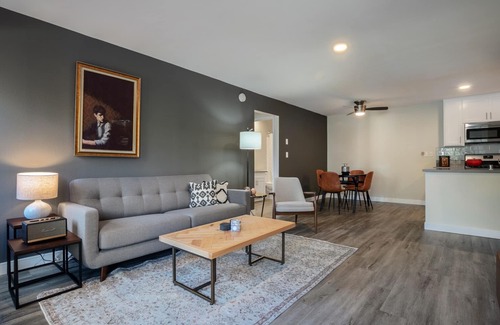 Marina Peninsula Apartment | Airy Marina del Rey 1BR, by beach, bars & shops, by Blueground