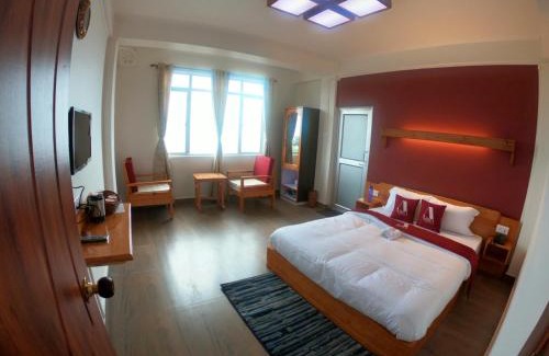 Cherrapunji Hotel | Aisha Guest House Bed & Breakfast